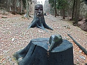 Monte Gugliemo dal sentiero nel Bosco degli Gnomi il 16 marzo 2013  - FOTOGALLERY